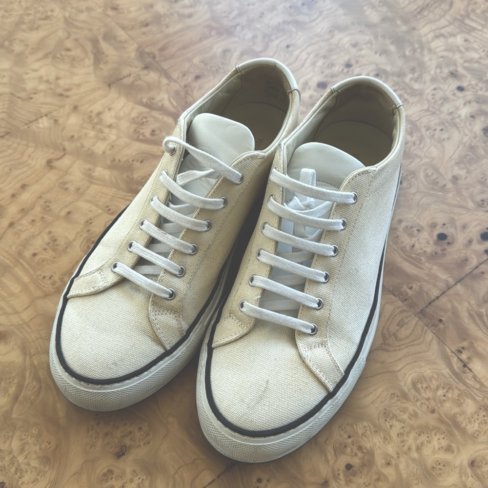 Common Project White sneaker